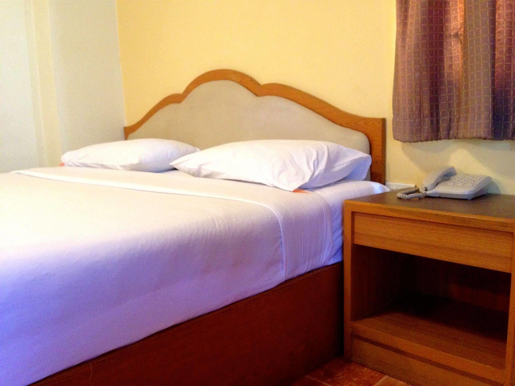 Cherry Hotel Pattaya Extérieur photo
