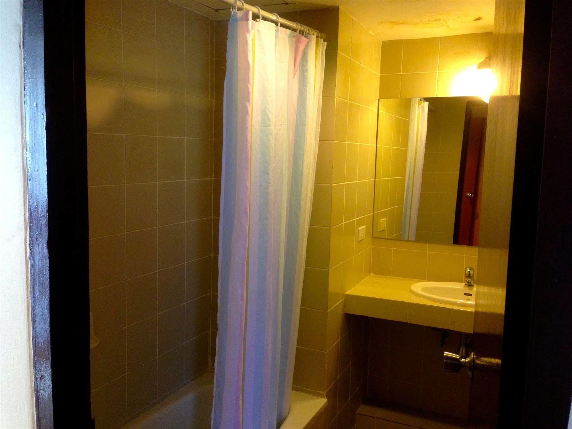 Cherry Hotel Pattaya Extérieur photo